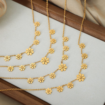 Elegant Flower Necklace