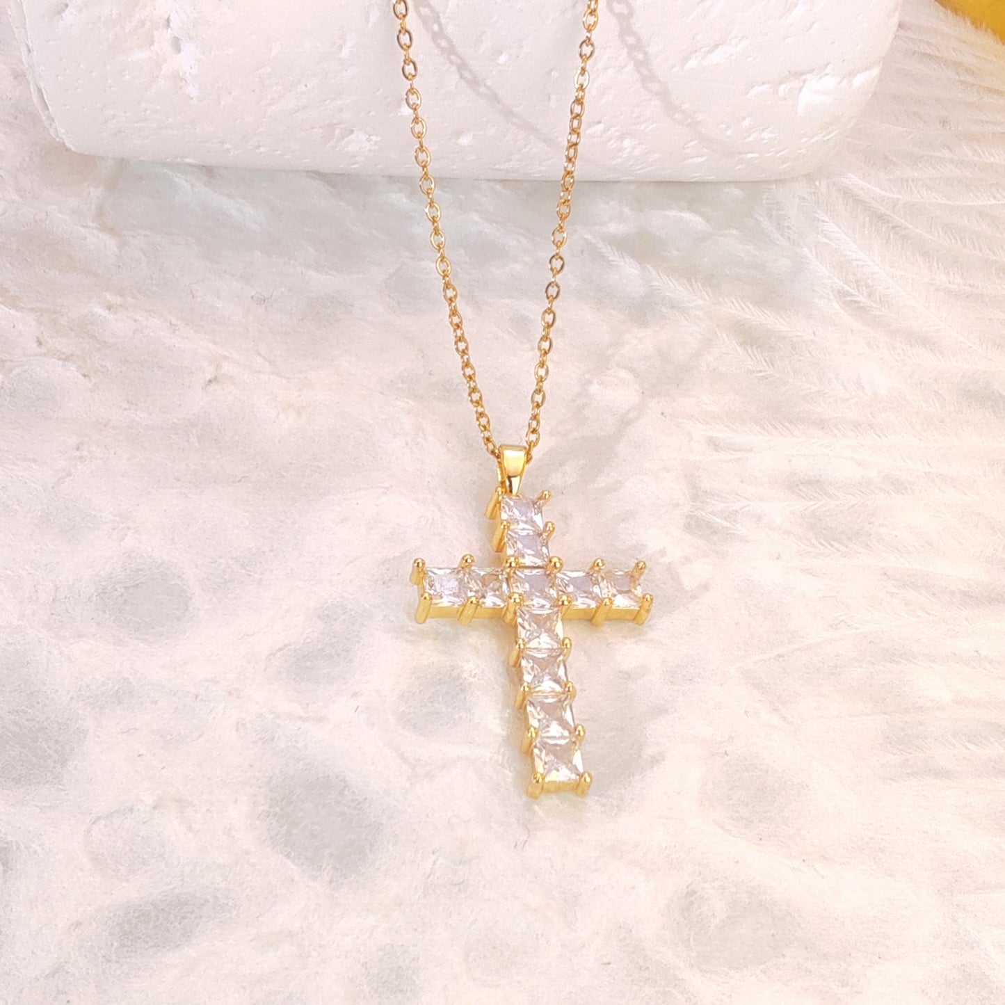 Zircon Cross Necklace For Women Light Luxury