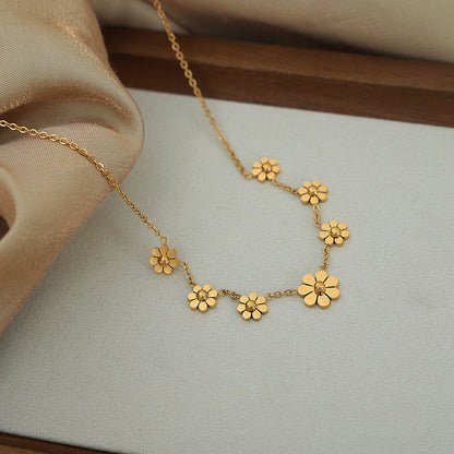 Elegant Flower Necklace